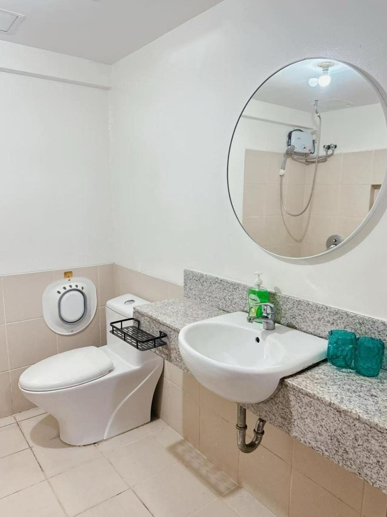 Alea Residence 21 Las Piñas المظهر الخارجي الصورة